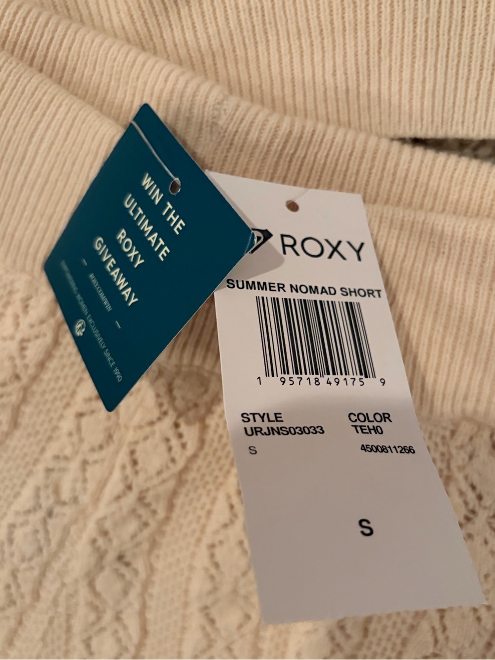 Roxy Cream Cable-Knit Matching Set - Sweater & Shorts - Picture 4 of 5